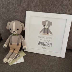 NWT Noah Cuddle + Kind dog and picture frame